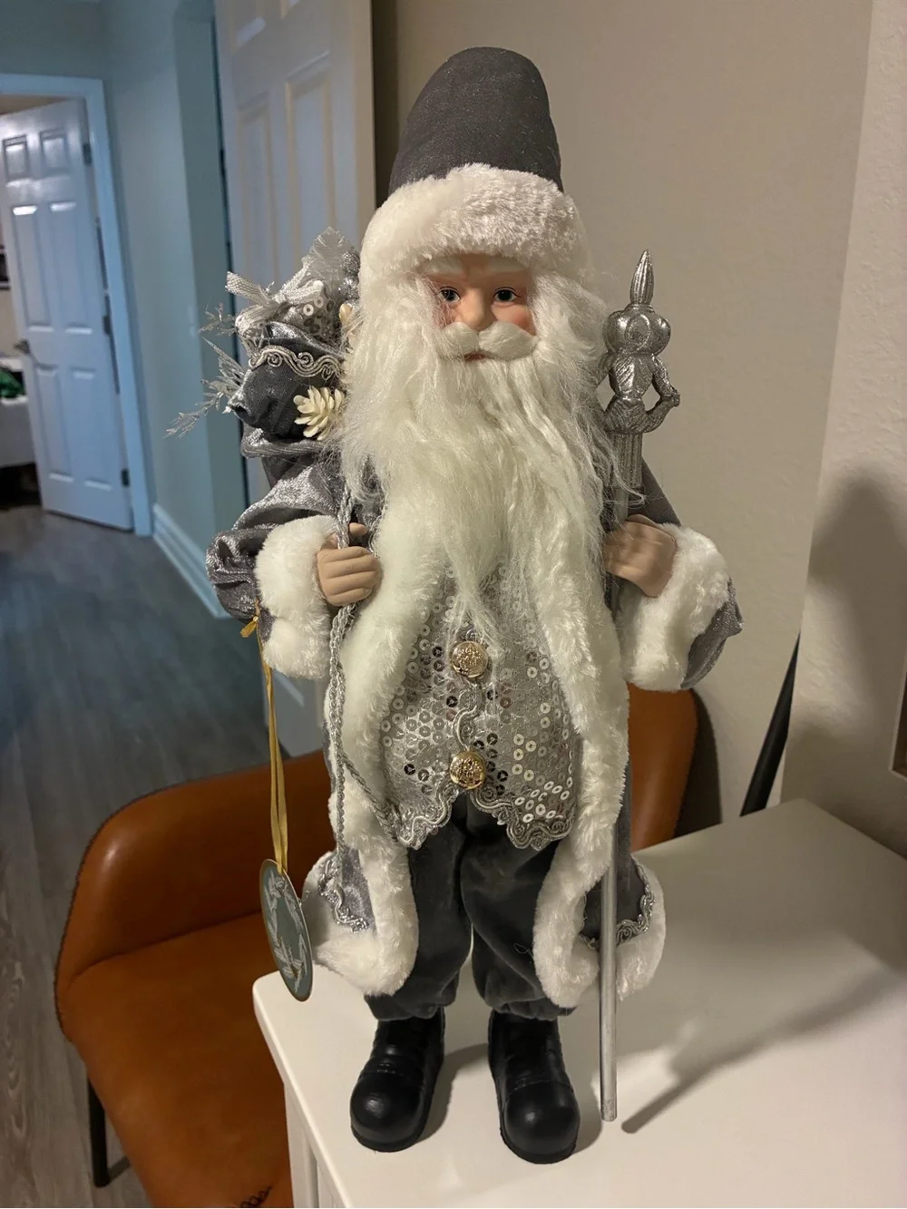 Silver & White Holiday Santa Figurine - Elegant Seasonal Decor